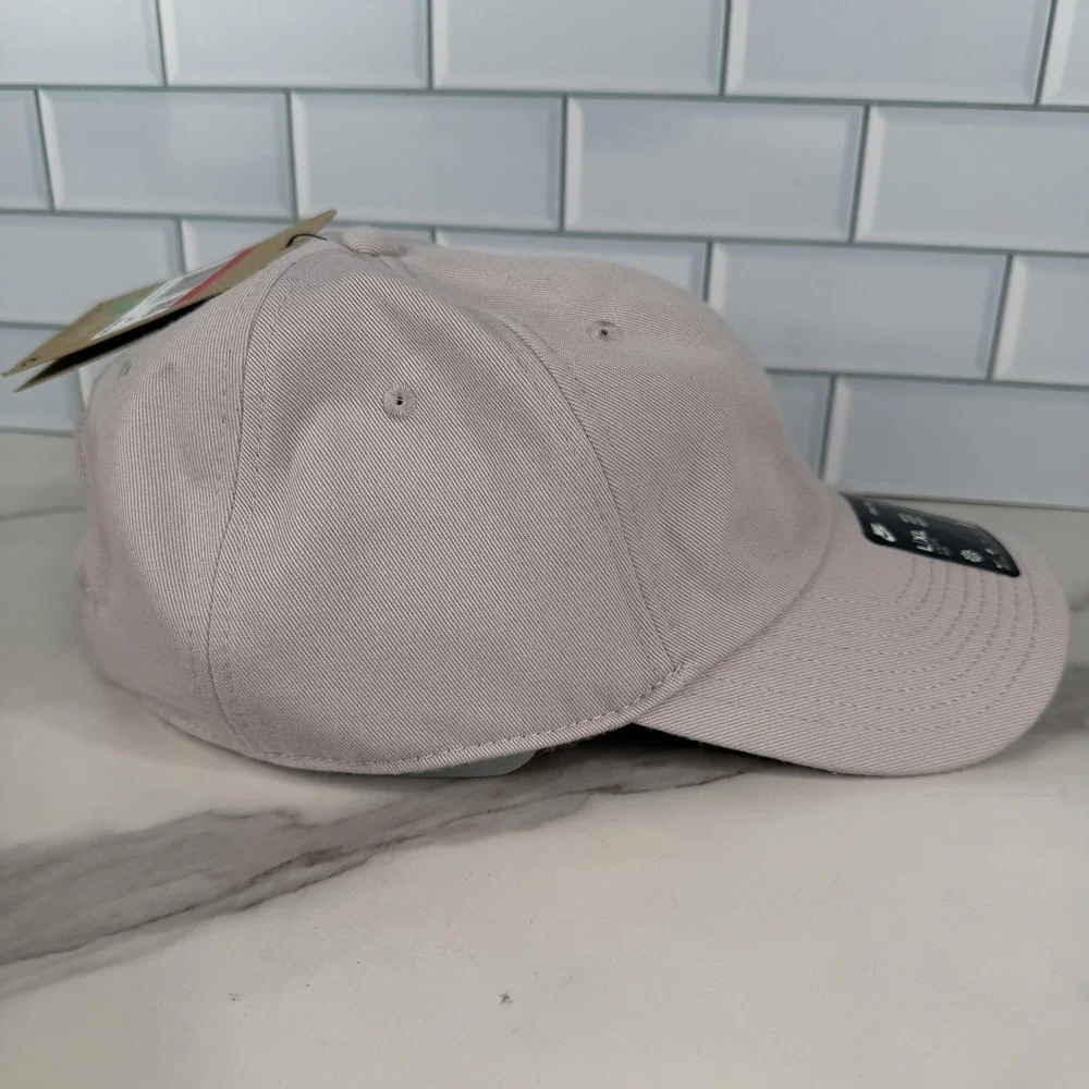 Nike Hat Cap Strap Back Mens L/XL Light Purple Club Cap Swoosh Unisex Golf